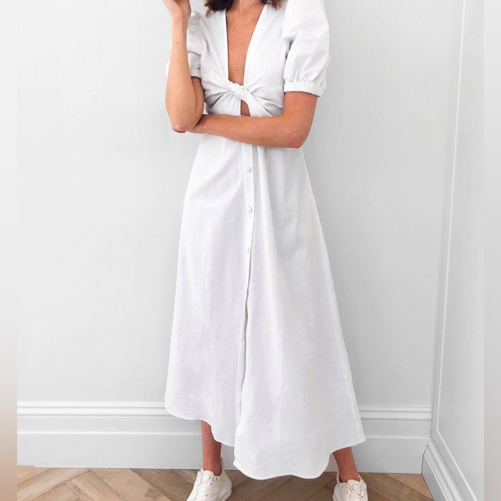 Front Woman Tie Maxi Dress